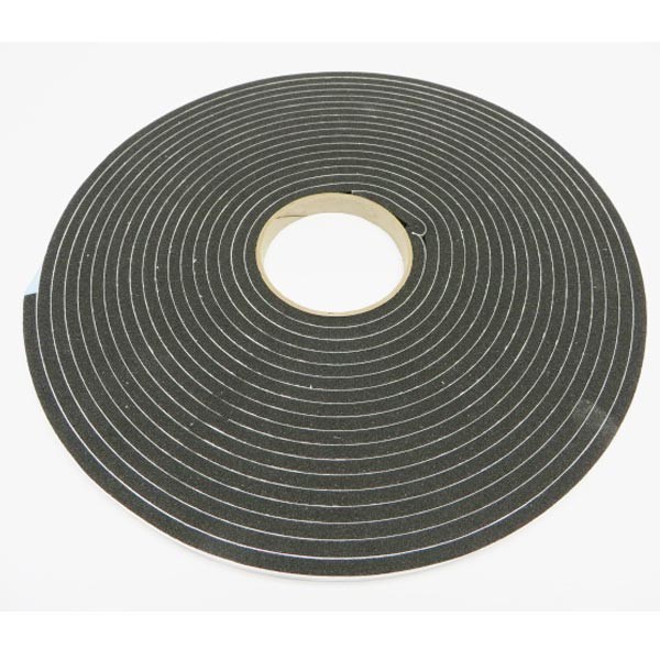 Ruban mousse sur les fenêtres/portes encadrées